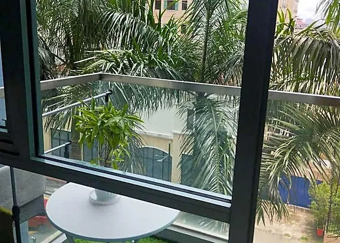 Palm Tree Hotel *